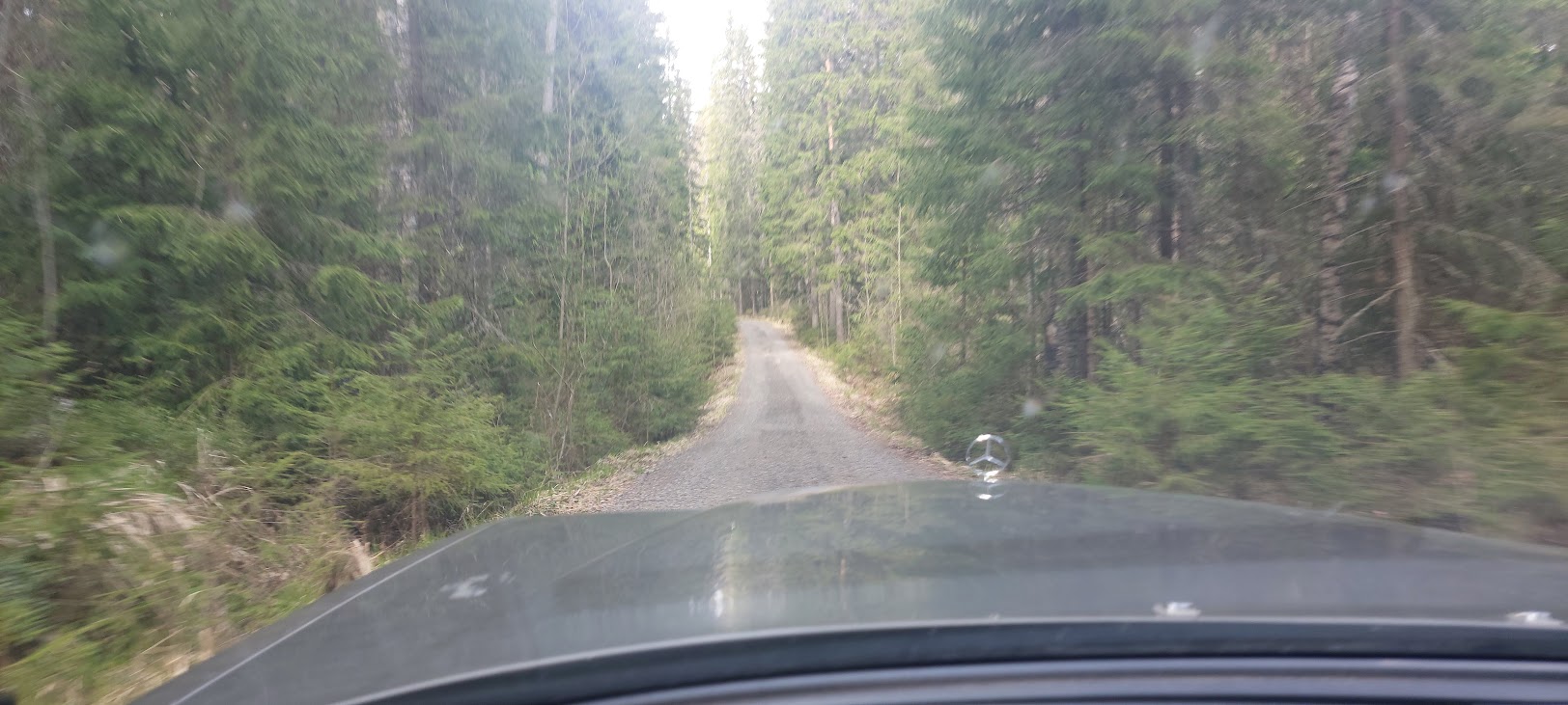 Tietä.jpg