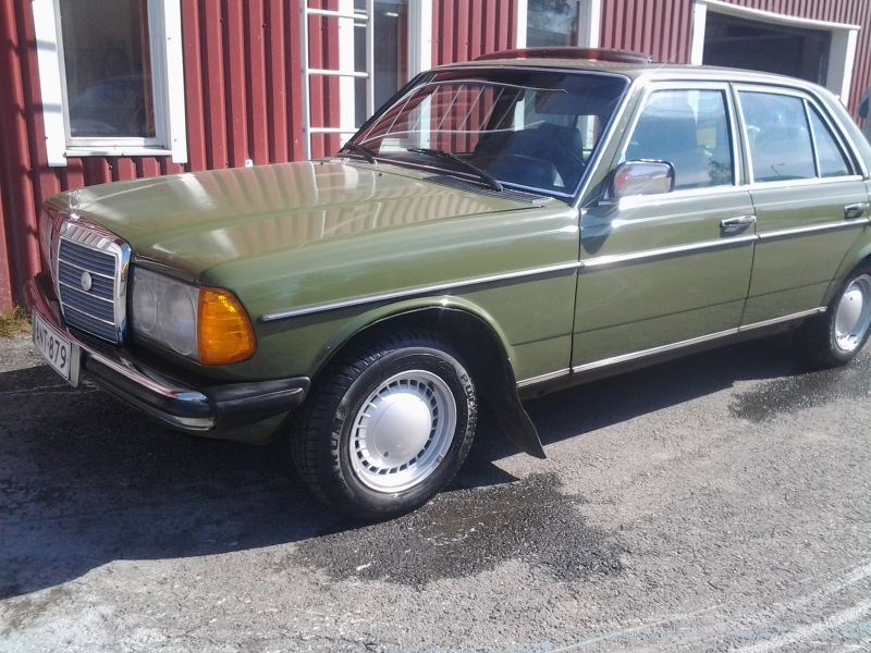 W123 automaattilaatikko